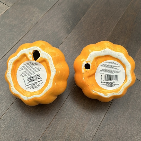 Set of 2 Ceramic Stoneware Pumpkins, Halloween Fall Decor, Orange Brown Harvest - Picture 3 of 8